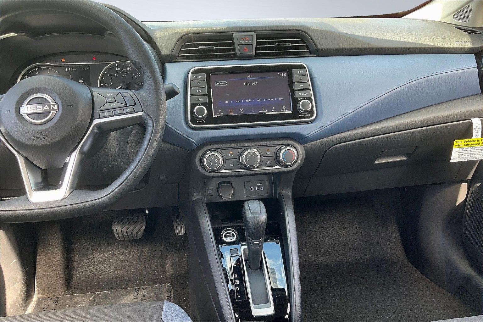 2025 Nissan Versa SV