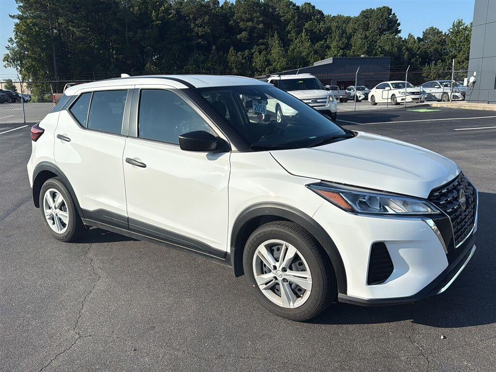 2024 Nissan Kicks S