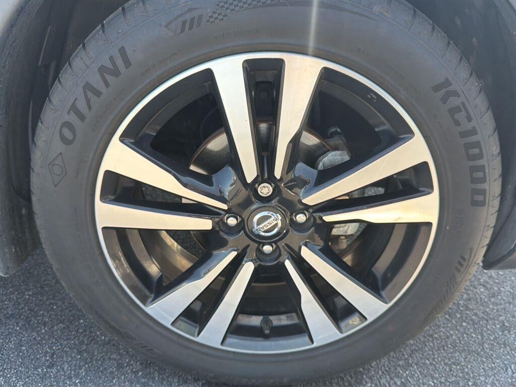 2019 Nissan Kicks SV