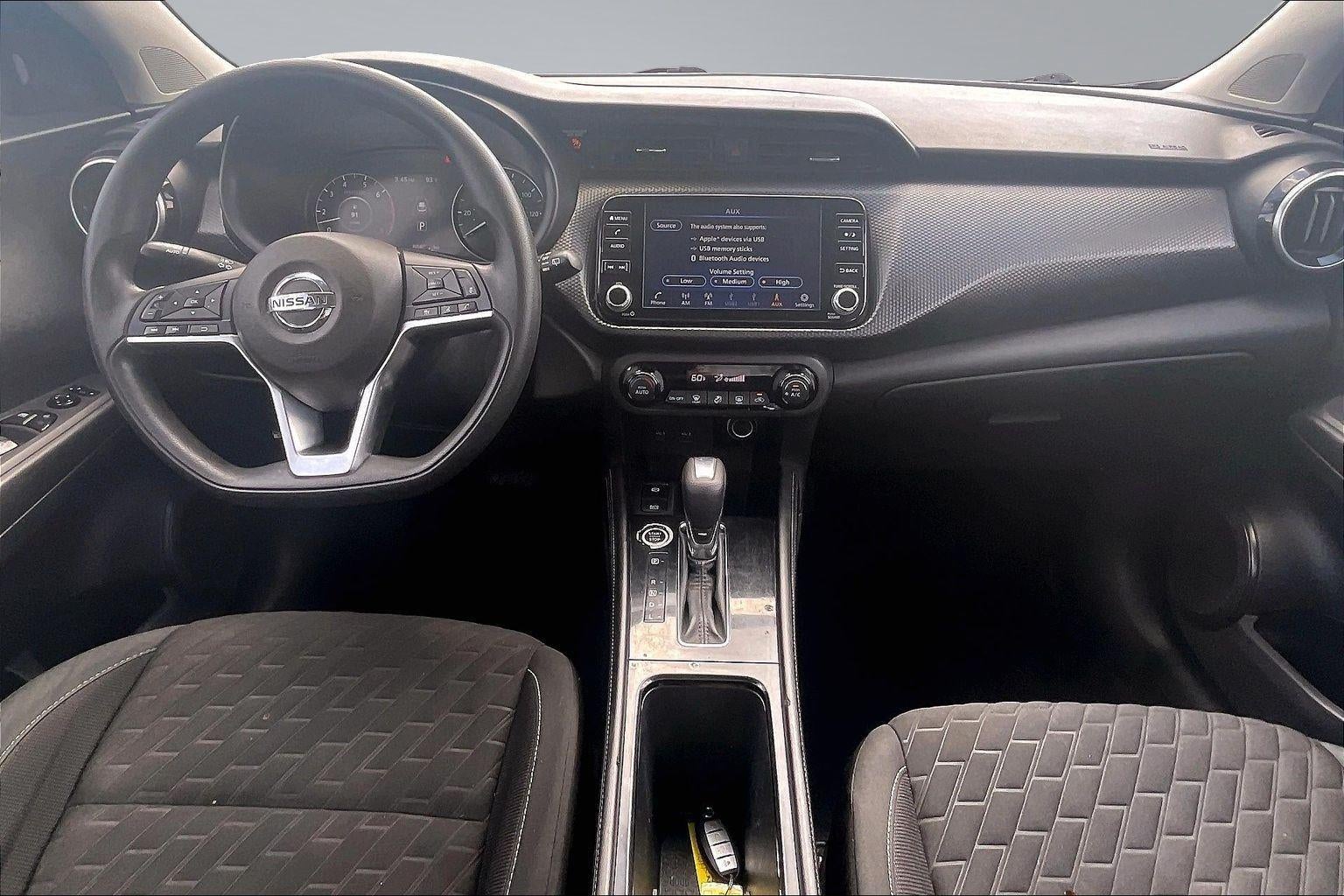 2021 Nissan Kicks SV