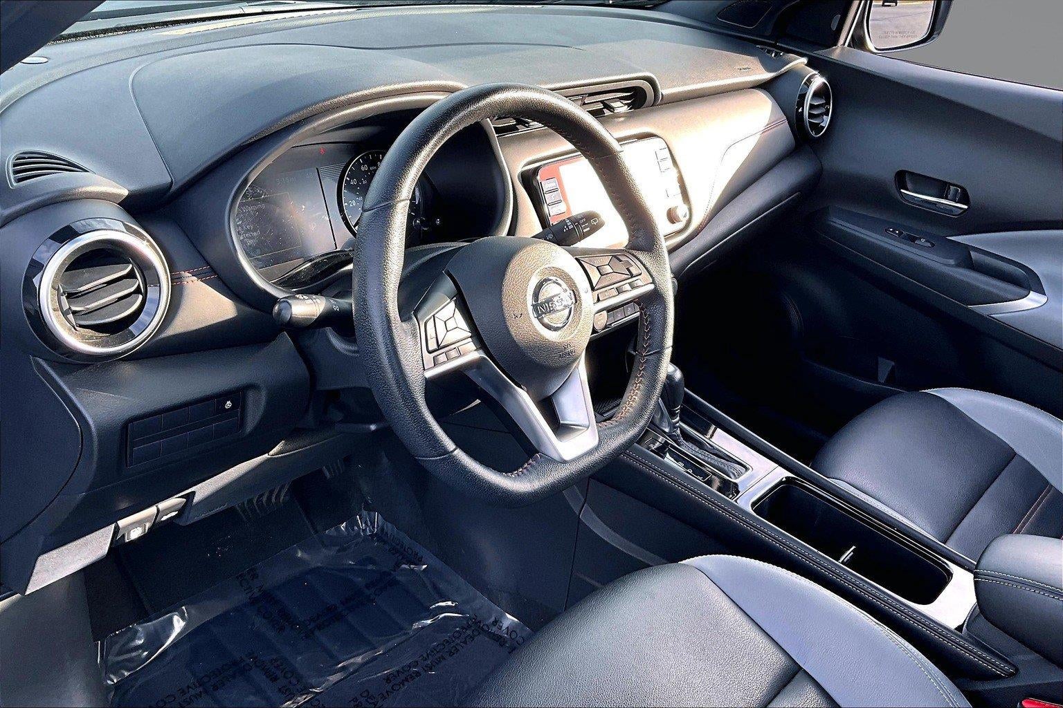 2021 Nissan Kicks SR