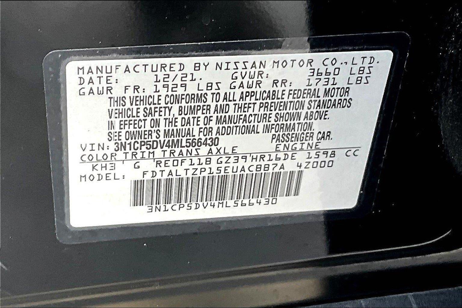 2021 Nissan Kicks SR