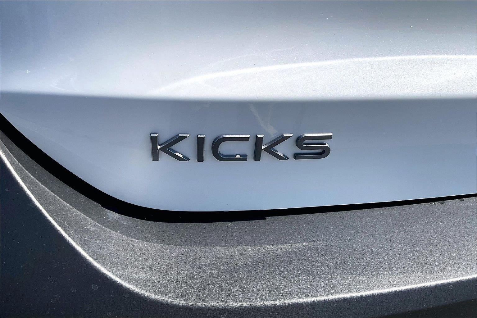 2027 Nissan Kicks SV