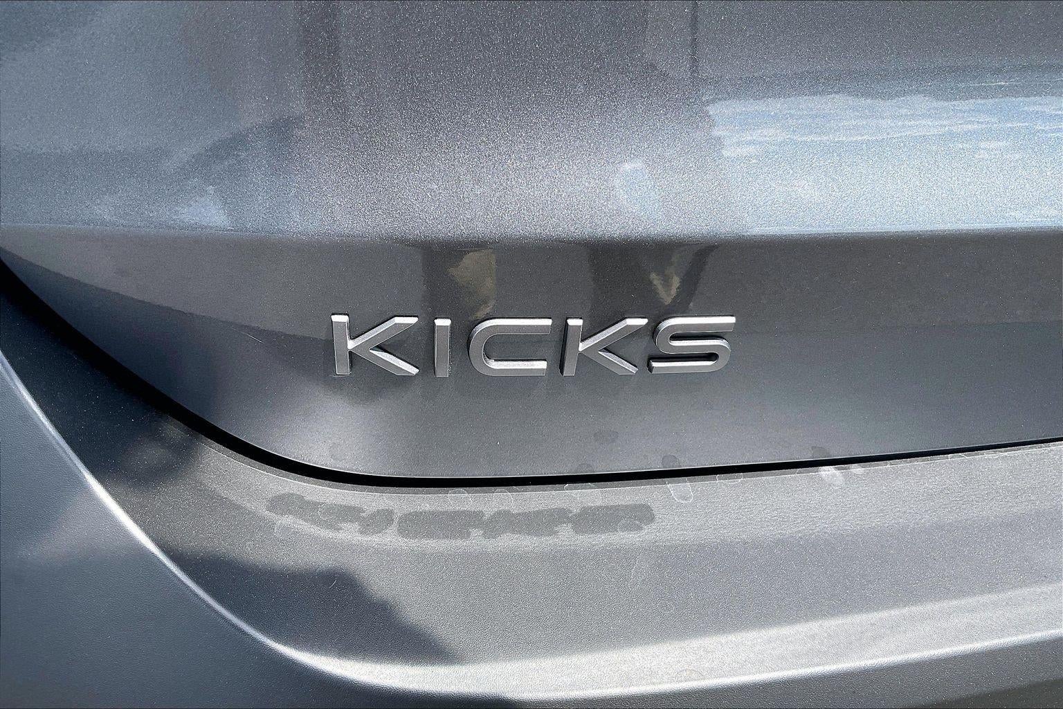 2027 Nissan Kicks SV