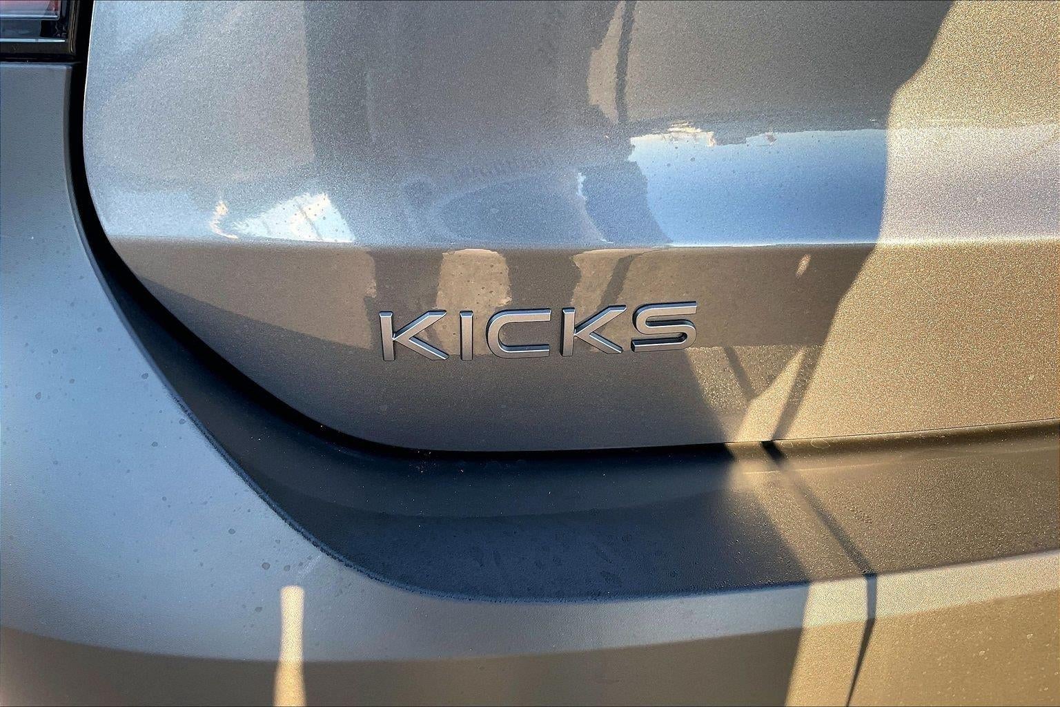 2027 Nissan Kicks SV