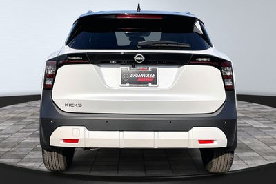 2026 Nissan Kicks SV