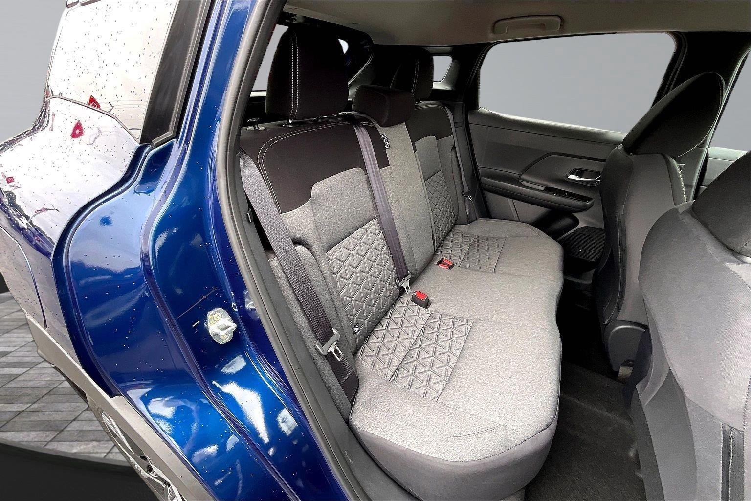 2027 Nissan Kicks SV