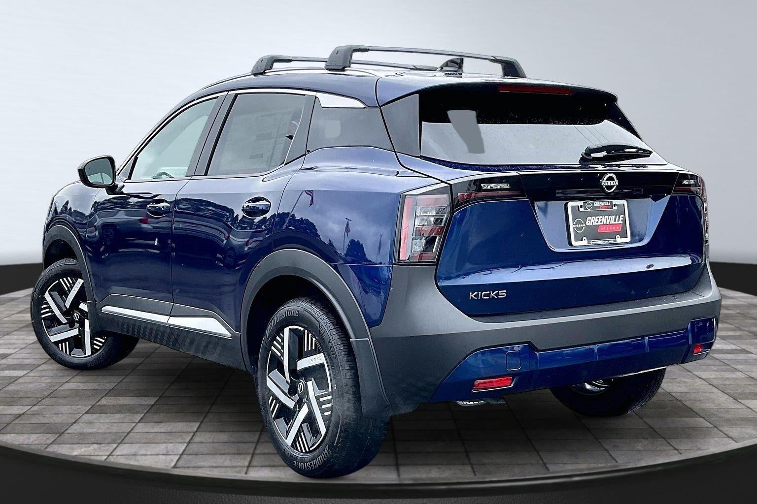 2027 Nissan Kicks SV
