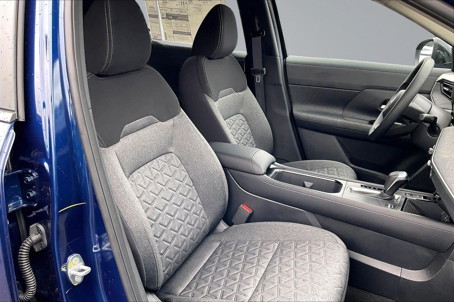 2027 Nissan Kicks SV