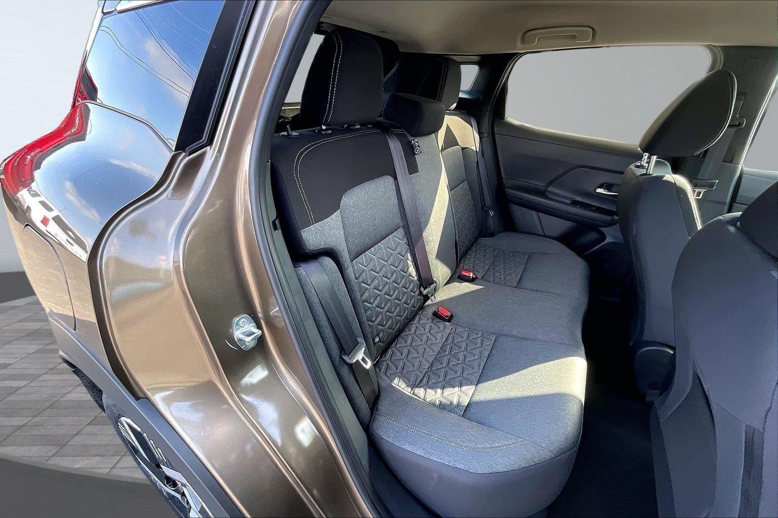 2027 Nissan Kicks SV