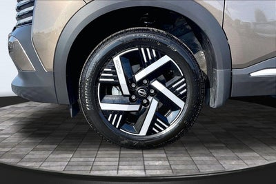 2027 Nissan Kicks SV