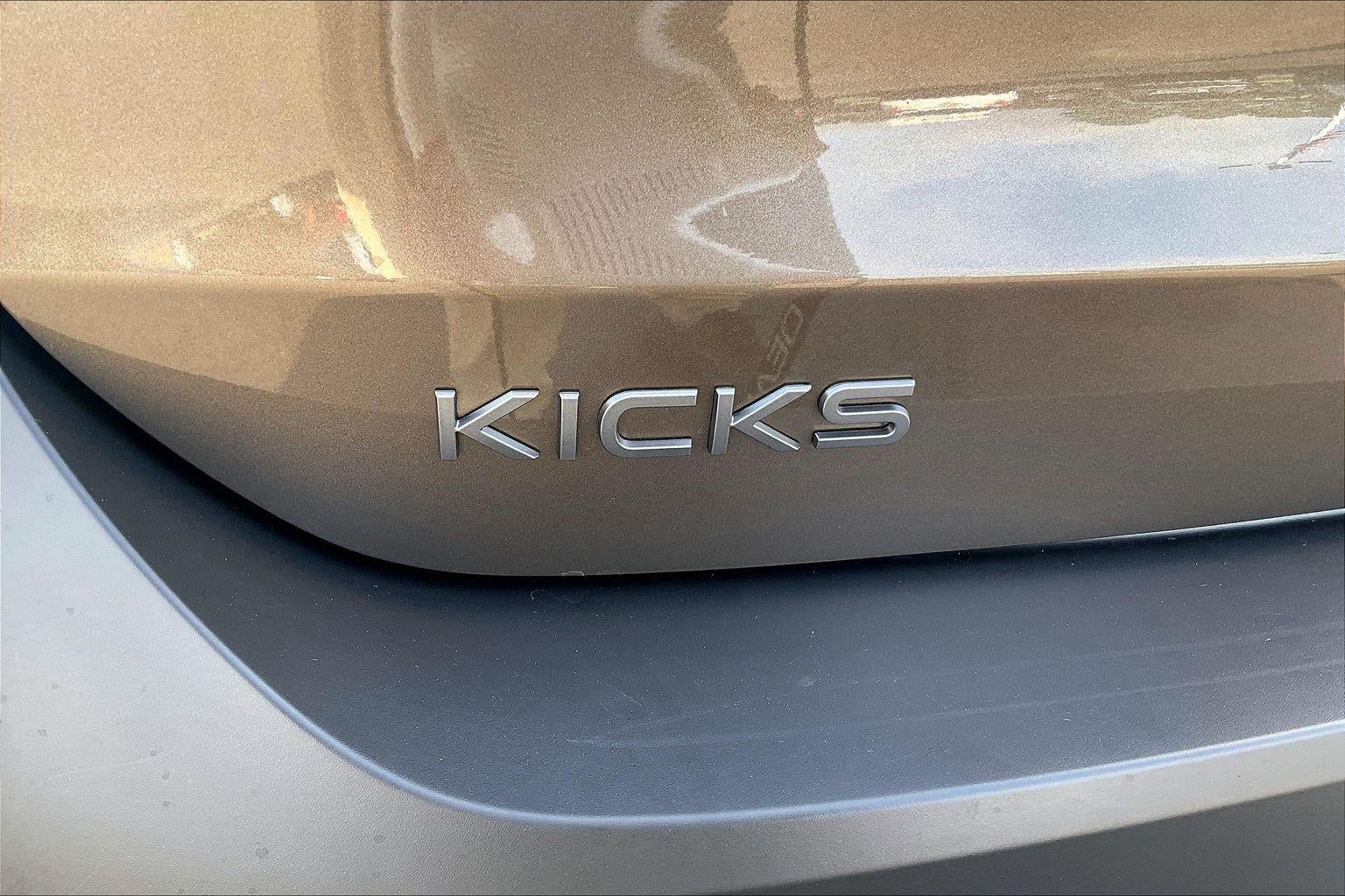 2027 Nissan Kicks SV