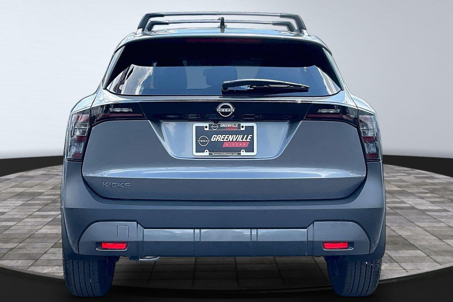 2027 Nissan Kicks SV