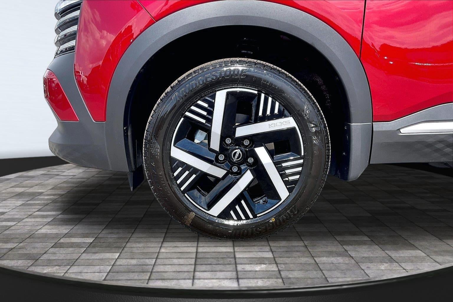 2027 Nissan Kicks SV