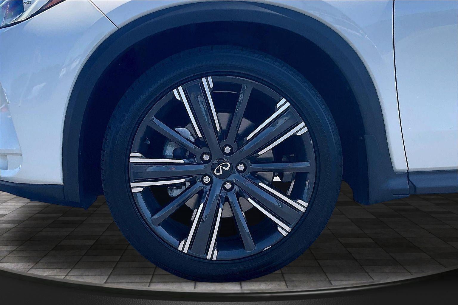 2022 INFINITI QX50 LUXE