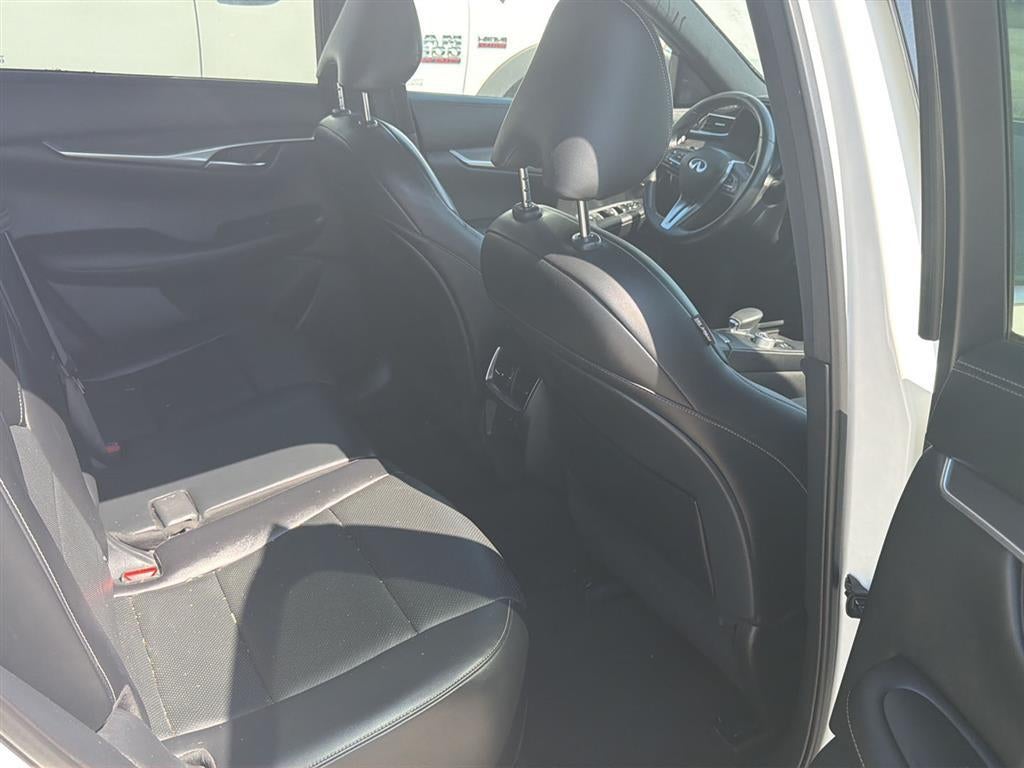 2022 INFINITI QX50 LUXE