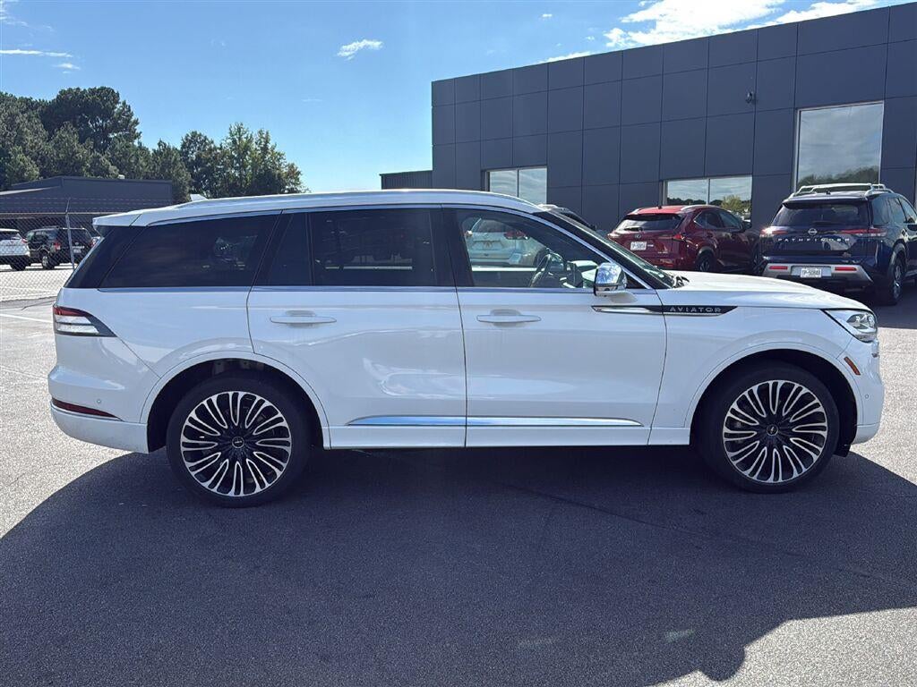2022 Lincoln Aviator Black Label