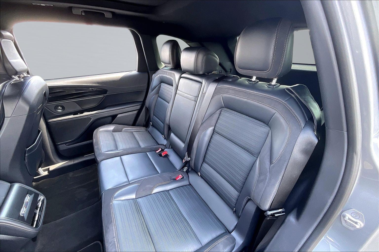 2024 Lincoln Nautilus Reserve