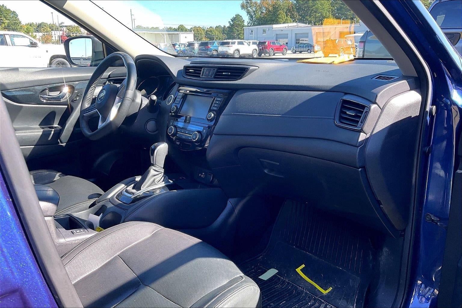 2020 Nissan ROGUE SL