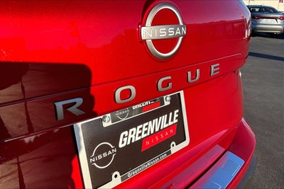 2026 Nissan Rogue SV