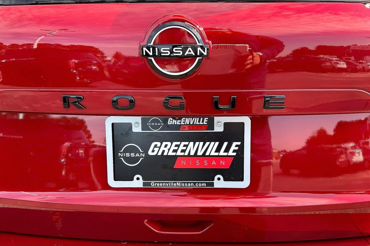 2026 Nissan Rogue Dark Armor