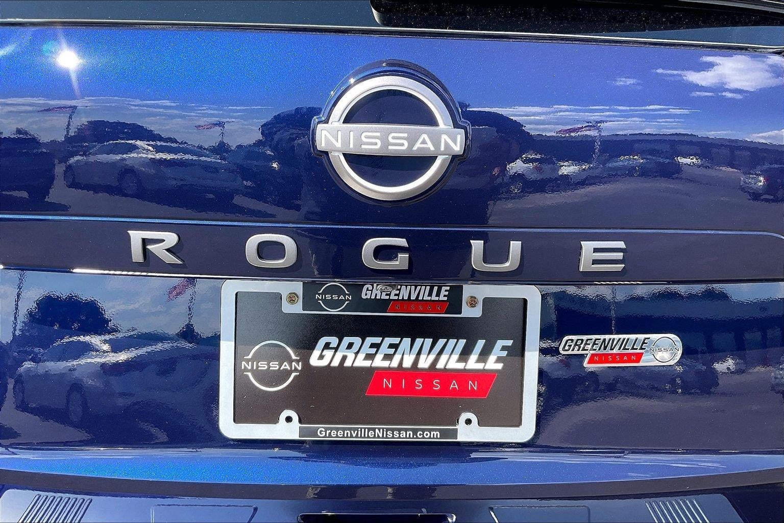 2026 Nissan Rogue SV