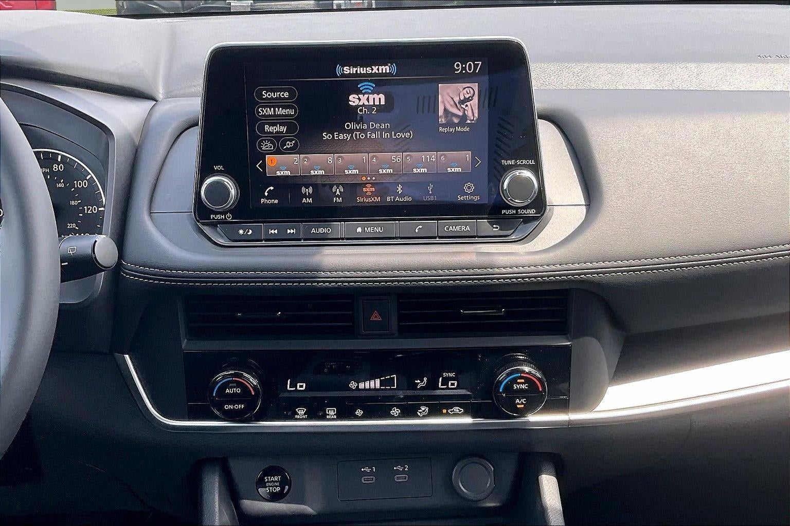 2026 Nissan Rogue SV