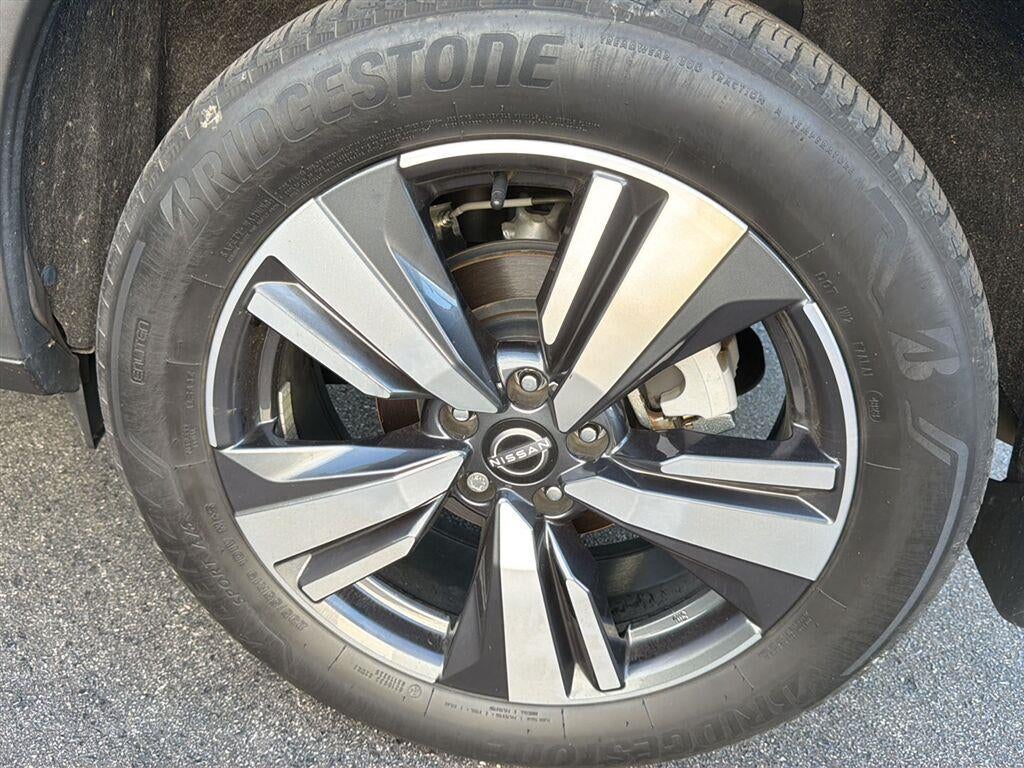 2024 Nissan ROGUE SL