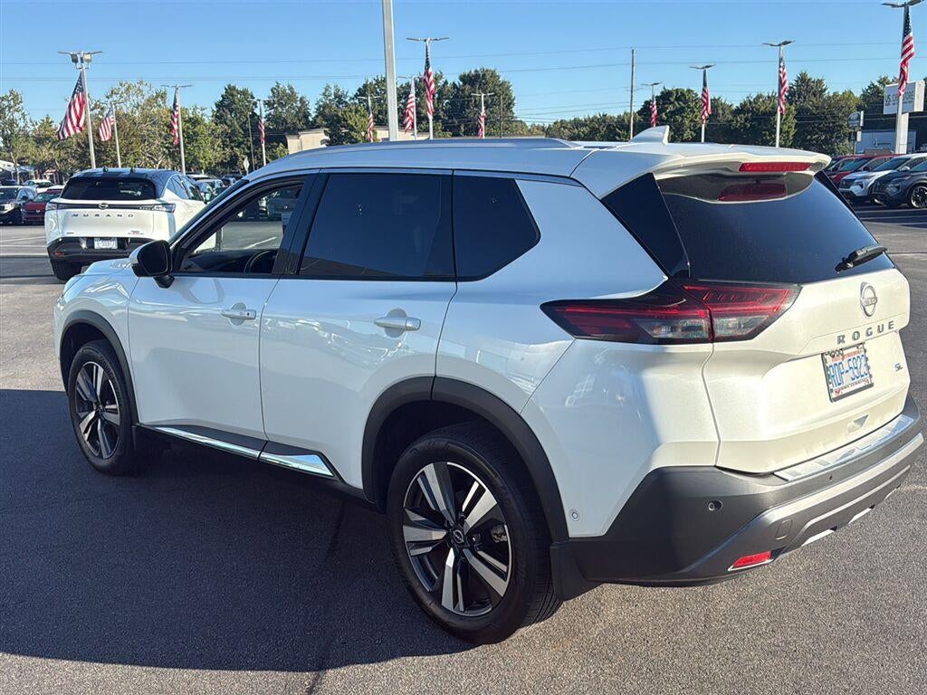 2023 Nissan Rogue SL