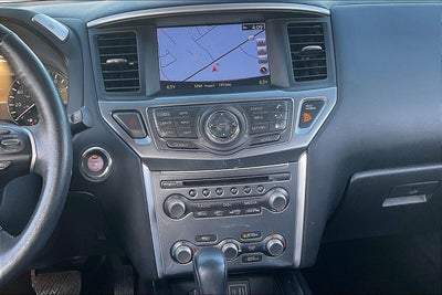 2020 Nissan Pathfinder SL