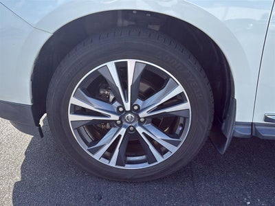 2017 Nissan Pathfinder Platinum