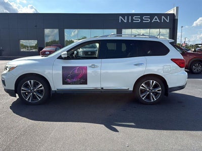 2017 Nissan Pathfinder Platinum