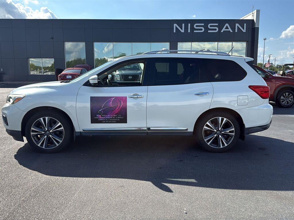 2017 Nissan Pathfinder Platinum