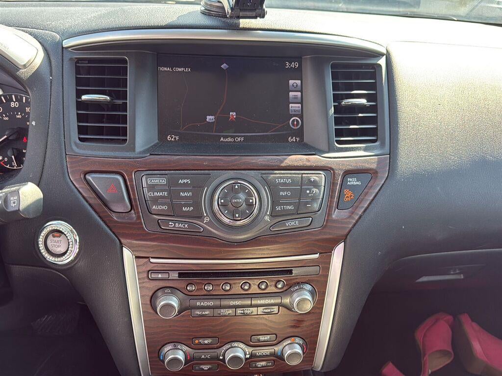 2017 Nissan Pathfinder Platinum