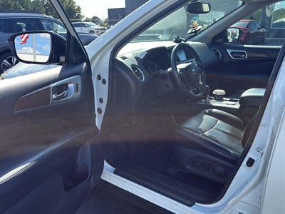 2017 Nissan Pathfinder Platinum