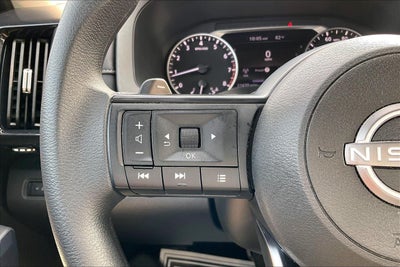 2025 Nissan Pathfinder S