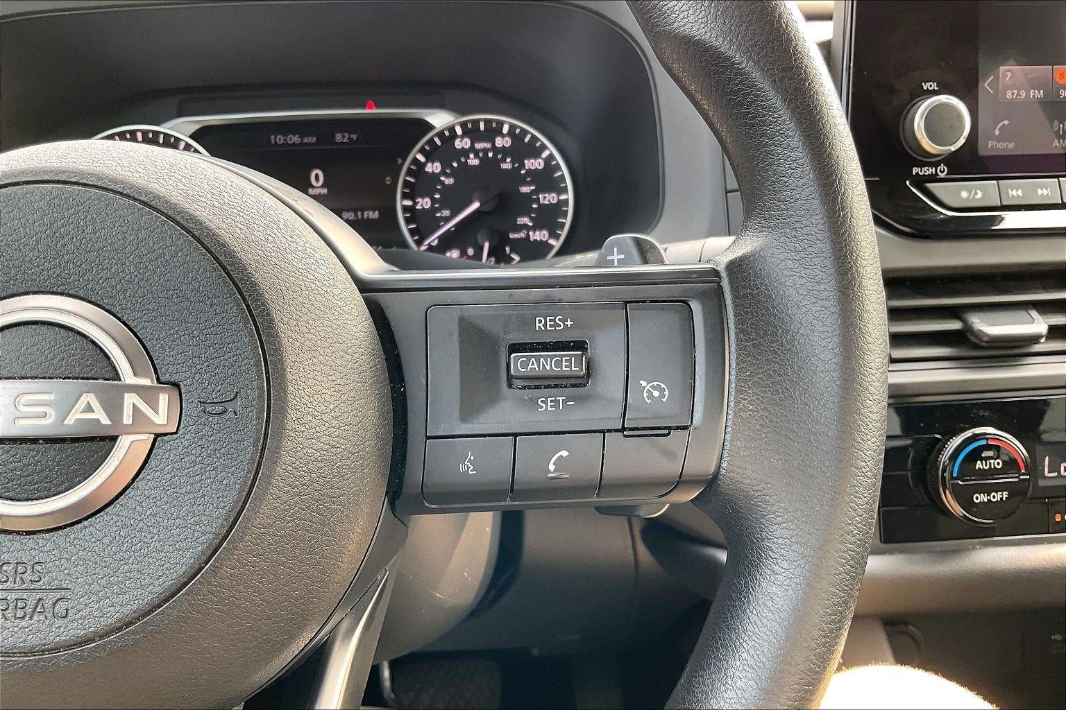 2025 Nissan Pathfinder S