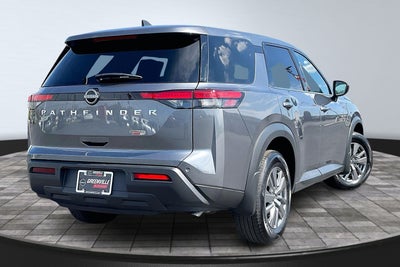 2025 Nissan Pathfinder S