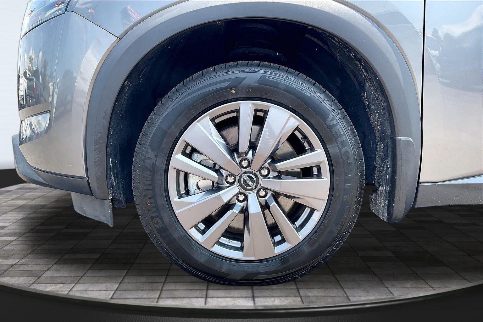 2023 Nissan Pathfinder S