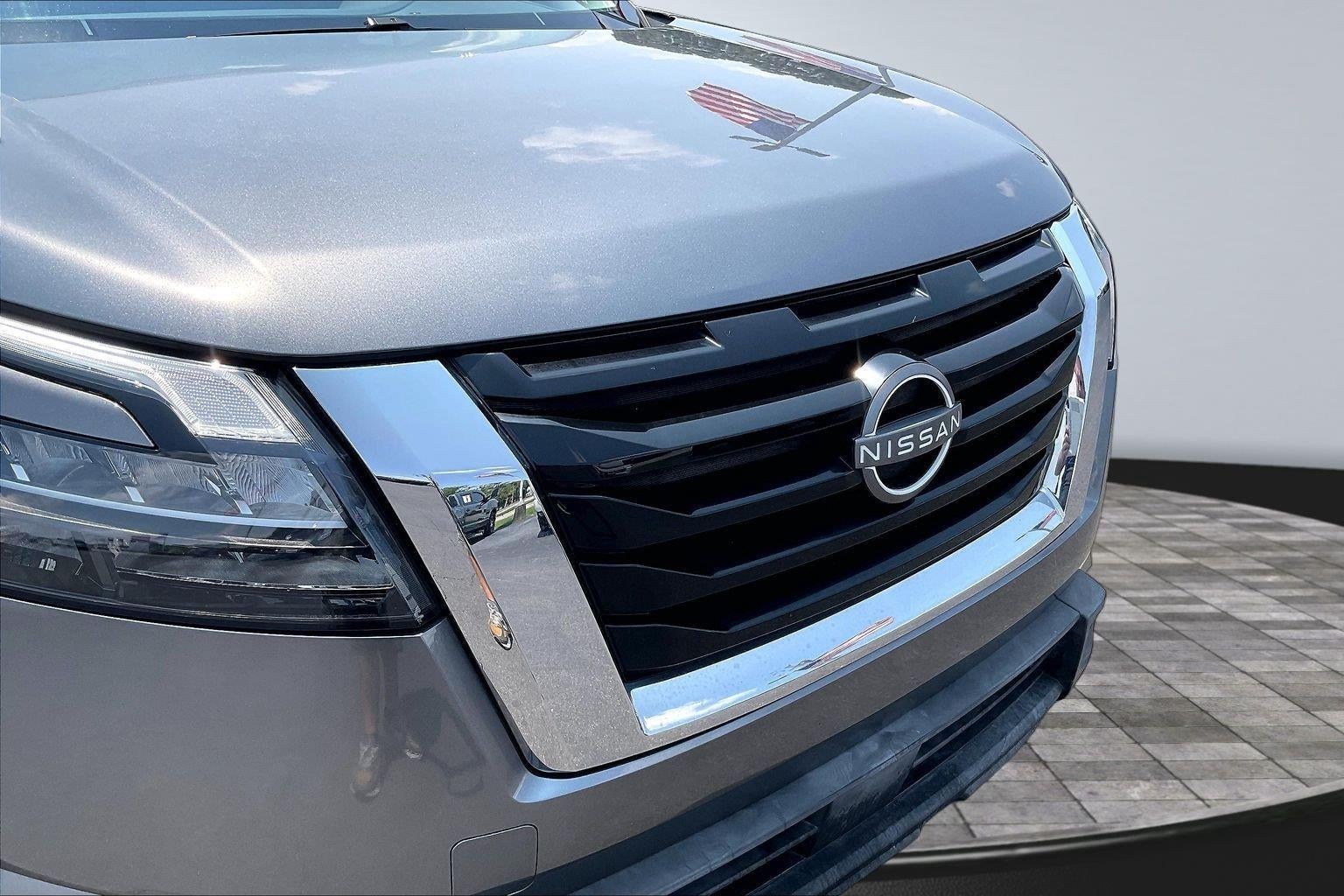 2023 Nissan Pathfinder S