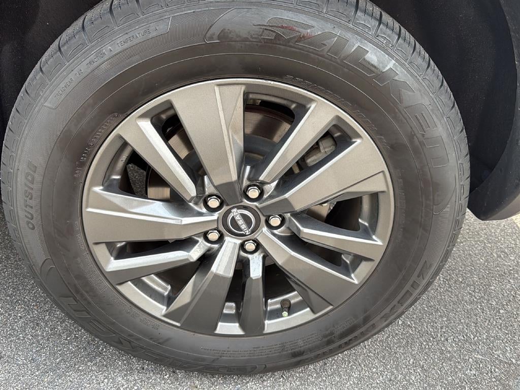 2022 Nissan Pathfinder S