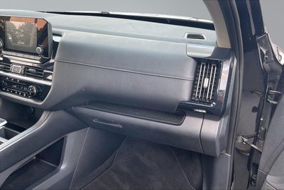 2022 Nissan Pathfinder S