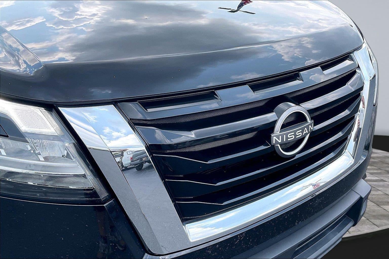 2022 Nissan Pathfinder S