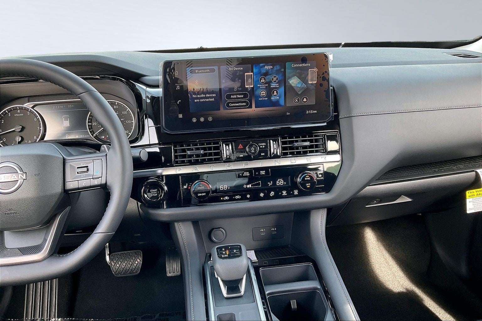 2026 Nissan Pathfinder SV