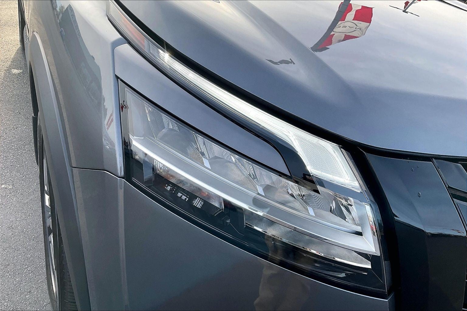 2024 Nissan Pathfinder SL