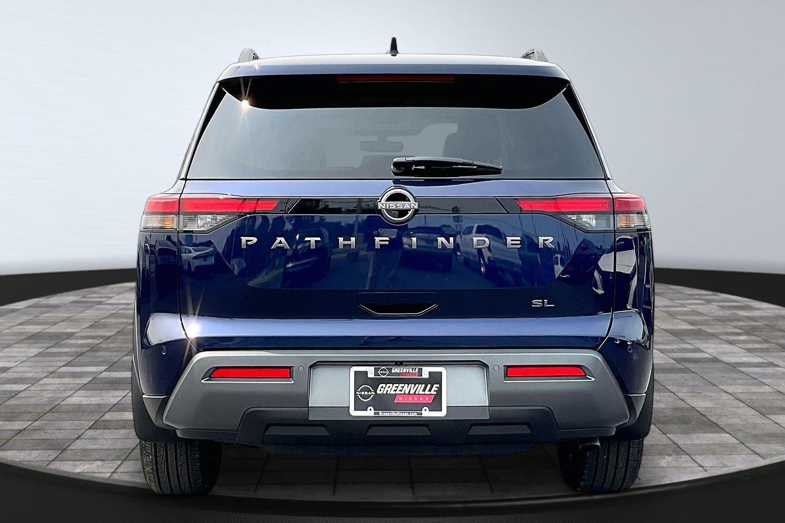 2026 Nissan Pathfinder SL