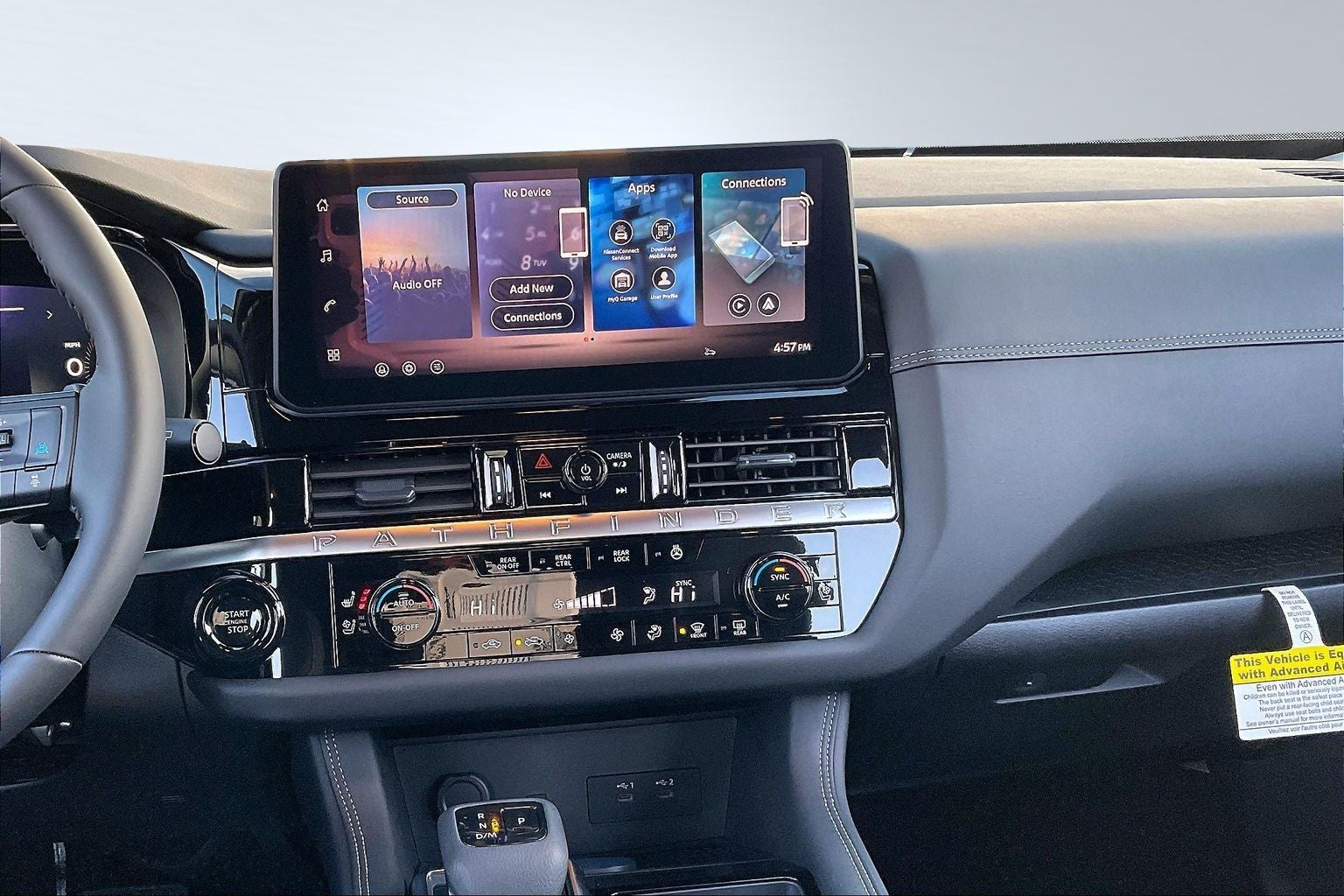 2026 Nissan Pathfinder Platinum