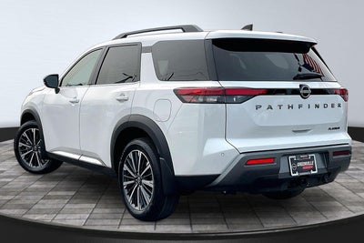 2026 Nissan Pathfinder Platinum