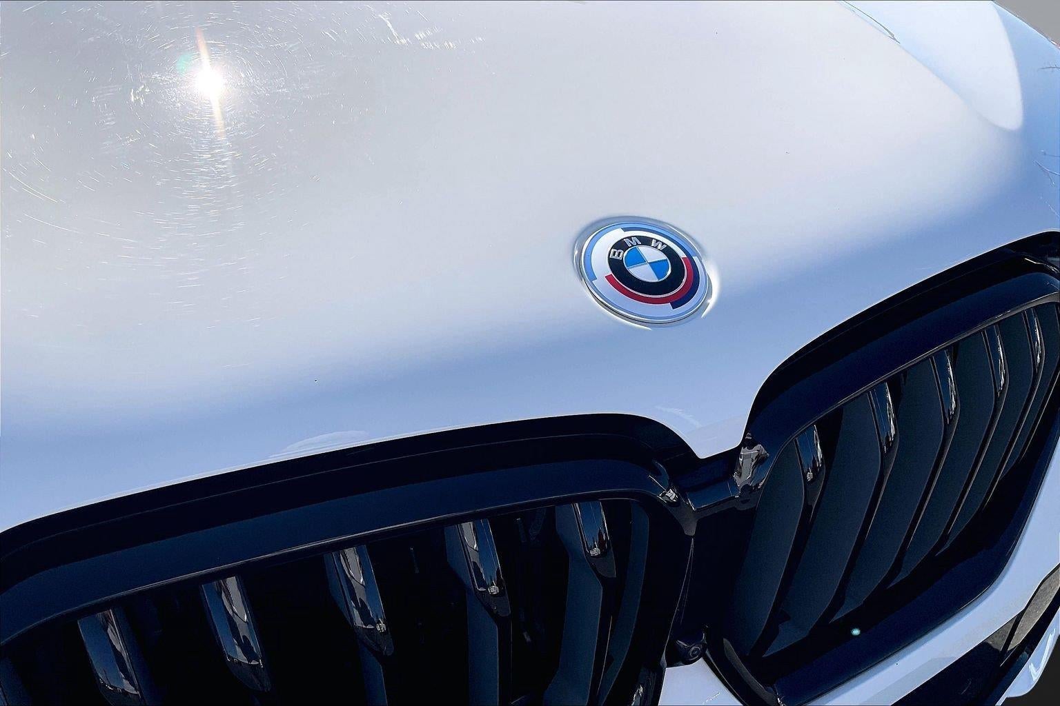 2022 BMW X6 M50i