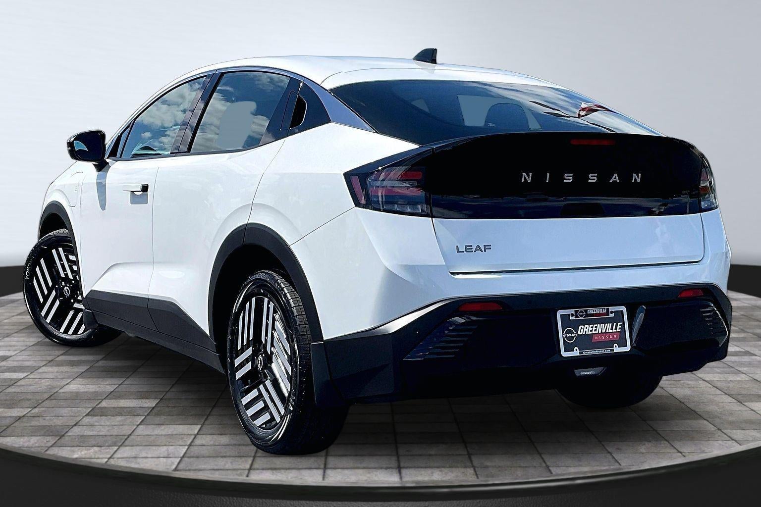 2026 Nissan LEAF SV+